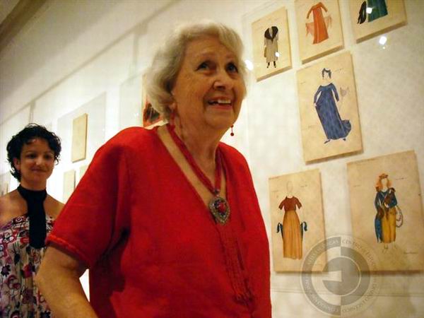 Una grande del dise�o, Mar�a Elena Molinet, vive en su centenario 